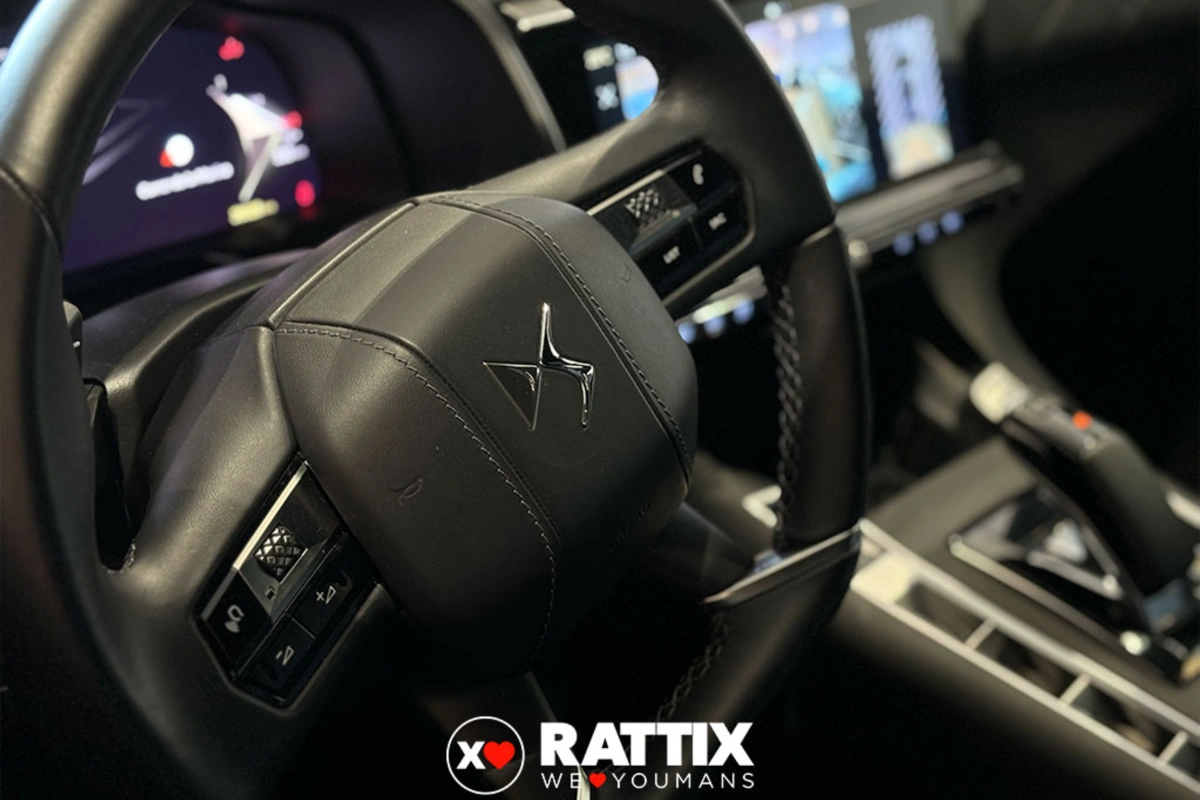 DS7 1.6 e-tense phev Rivoli 225cv auto DS7 1.6 e-tense phev Rivoli 225cv auto